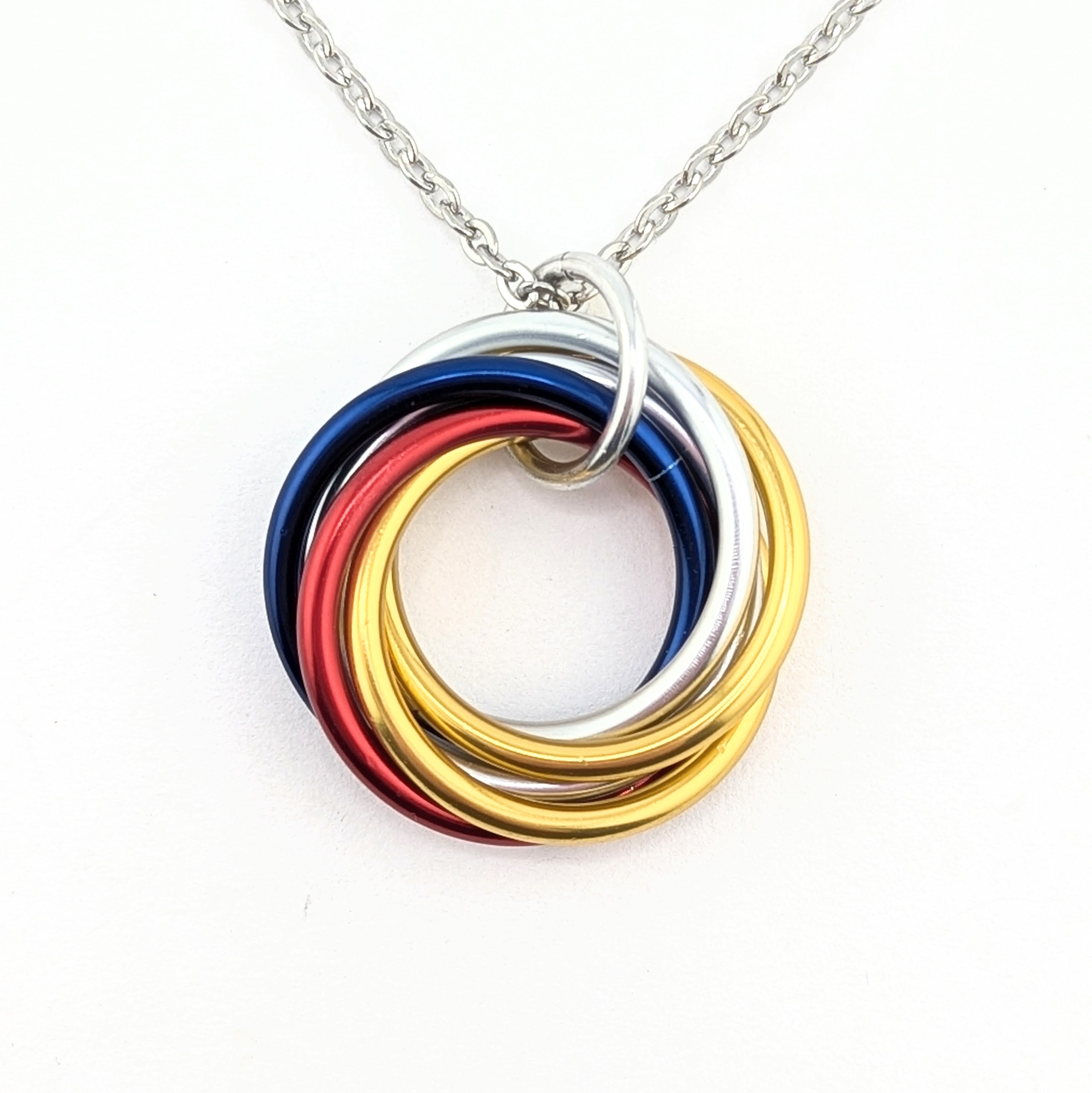 Möbii® Fidget Fashion Wear: Necklaces, Earrings, Keychains